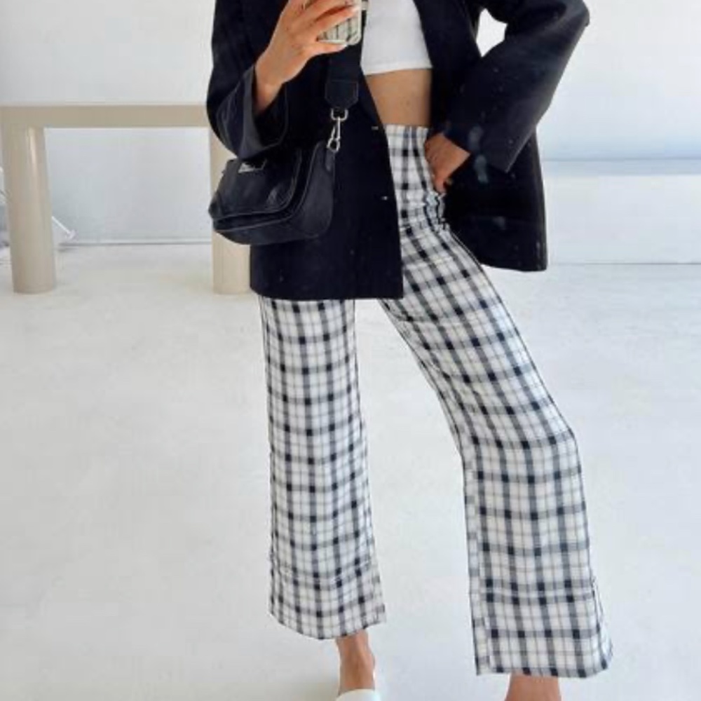 Princess Polly Off-White/Navy WideLeg Plaid cotton Trousers Size 8